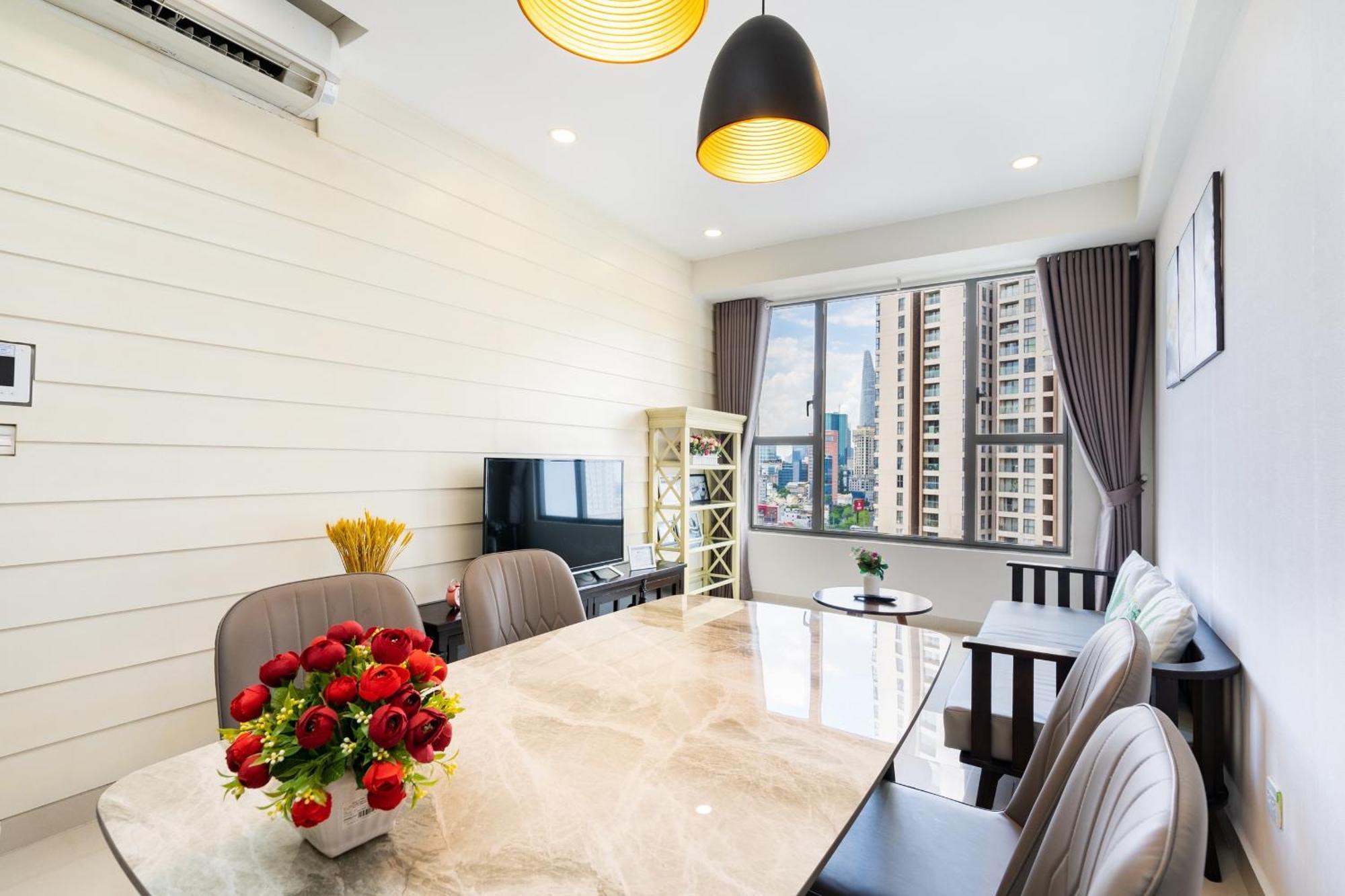 Lyn's Home-river Gate- Pool- Gym-pick Up Ho Chi Minh City