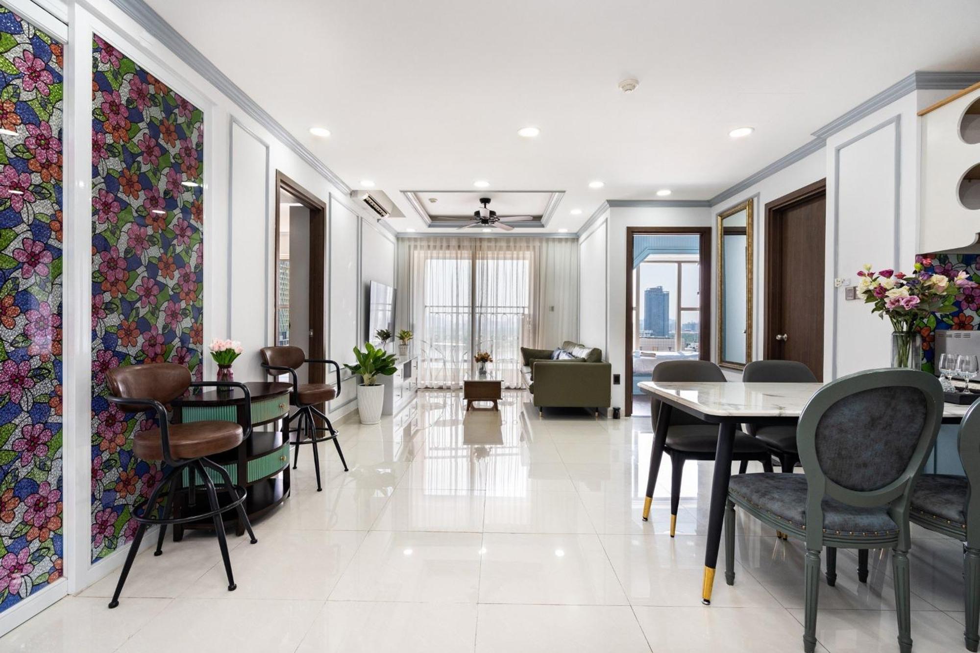 Lyn's Home-river Gate- Pool- Gym-pick Up Căn hộ TP. Hồ Chí Minh